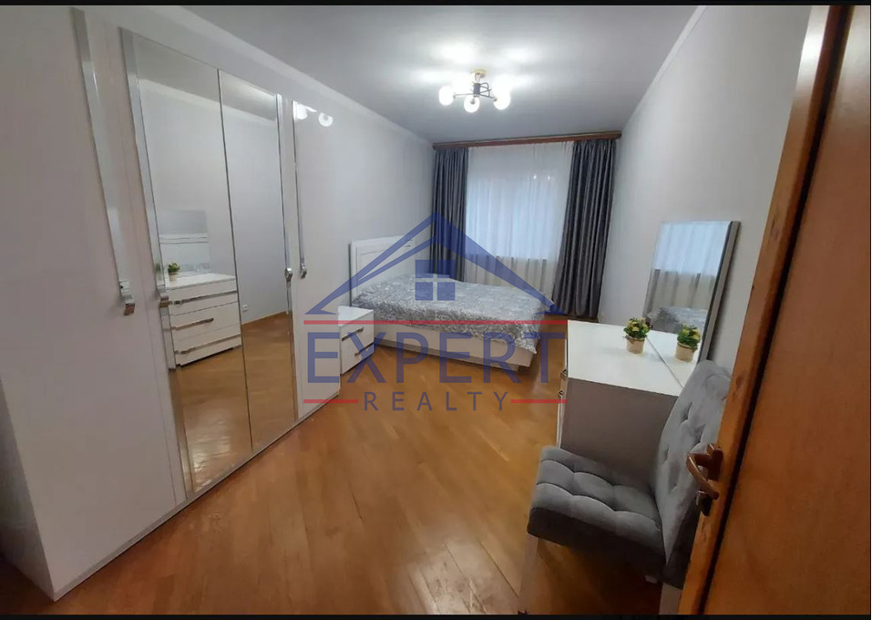 ԿԵՆՏՐՈՆ, ՍԱՅԱԹ ՆՈՎԱ ՊՈՂՈՏԱ, 3 ՍԵՆՅԱԿ