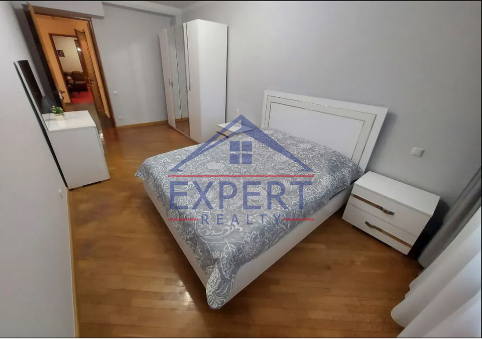 ԿԵՆՏՐՈՆ, ՍԱՅԱԹ ՆՈՎԱ ՊՈՂՈՏԱ, 3 ՍԵՆՅԱԿ