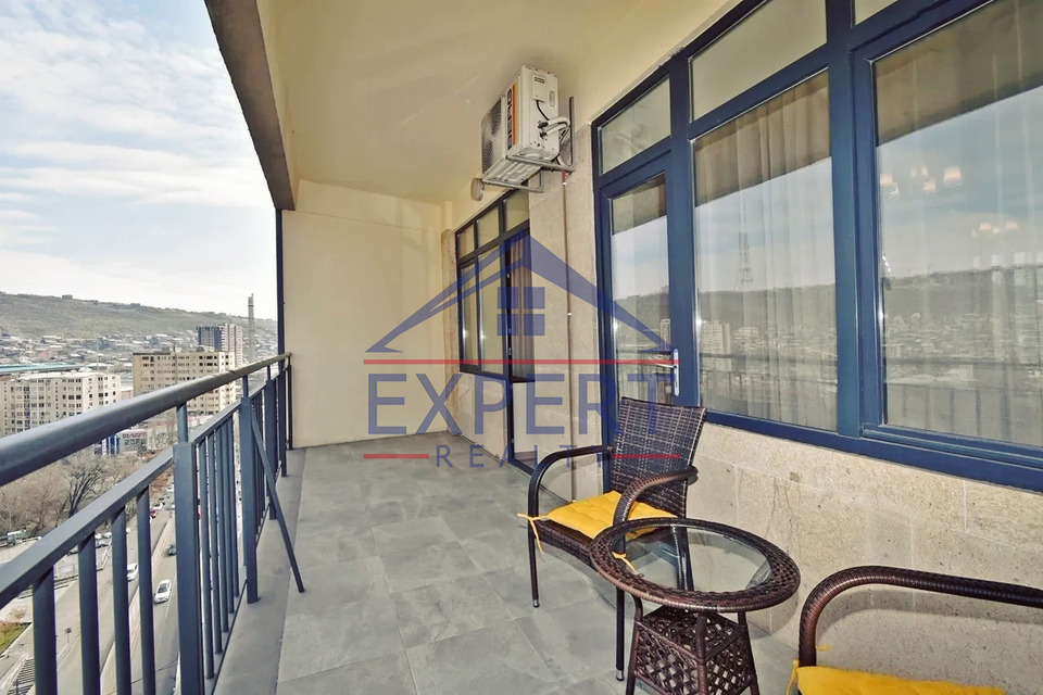 ԿԵՆՏՐՈՆ ,ՎԱՐԴԱՆԱՆՑ ՓՈՂՈՑ, 3 ՍԵՆՅԱԿ