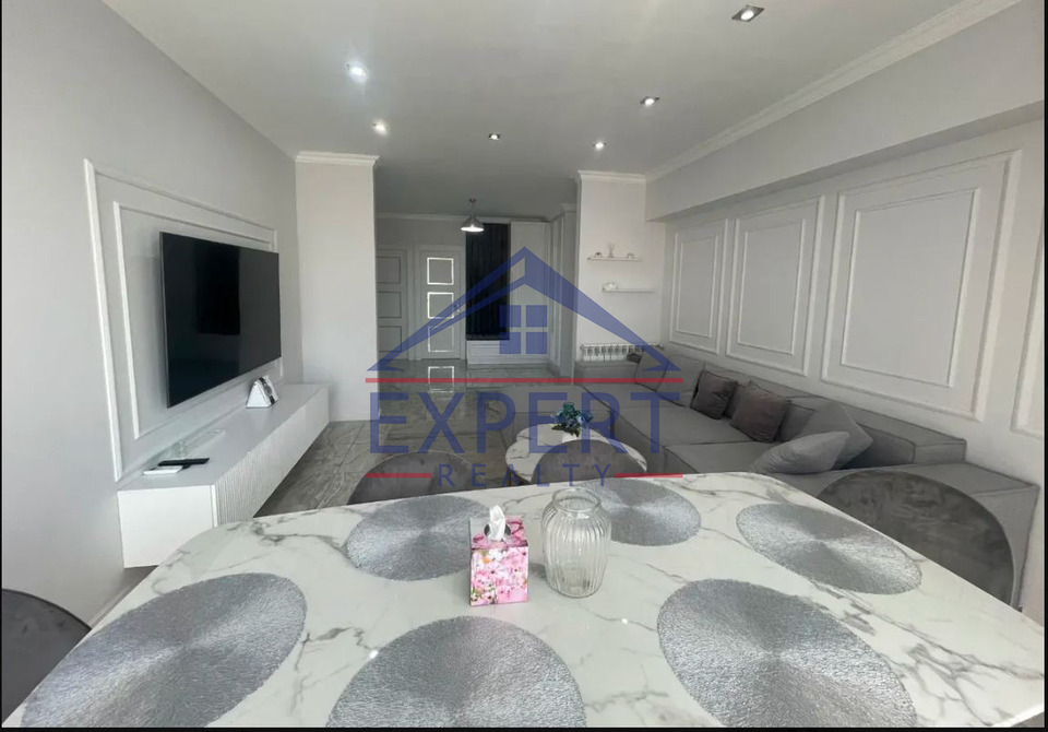 ԿԵՆՏՐՈՆ, ՆԱԼԲԱՆԴՅԱՆ ՓՈՂՈՑ, 3 ՍԵՆՅԱԿ