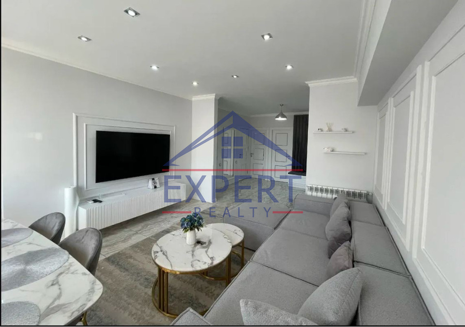 ԿԵՆՏՐՈՆ, ՆԱԼԲԱՆԴՅԱՆ ՓՈՂՈՑ, 3 ՍԵՆՅԱԿ