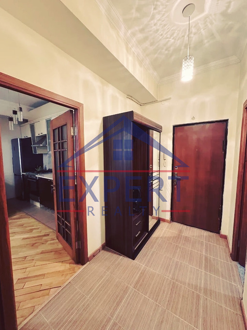 ԿԵՆՏՐՈՆ, ԱՐԳԻՇՏԻ ՓՈՂՈՑ, 3 ՍԵՆՅԱԿ