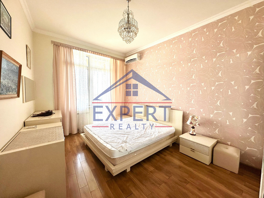 ԿԵՆՏՐՈՆ, ՁՈՐԱՓԻ ՓՈՂՈՑ, 2 ՍԵՆՅԱԿ