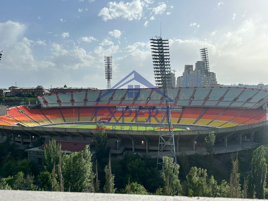 ԿԵՆՏՐՈՆ, ՁՈՐԱՓԻ ՓՈՂՈՑ, 2 ՍԵՆՅԱԿ