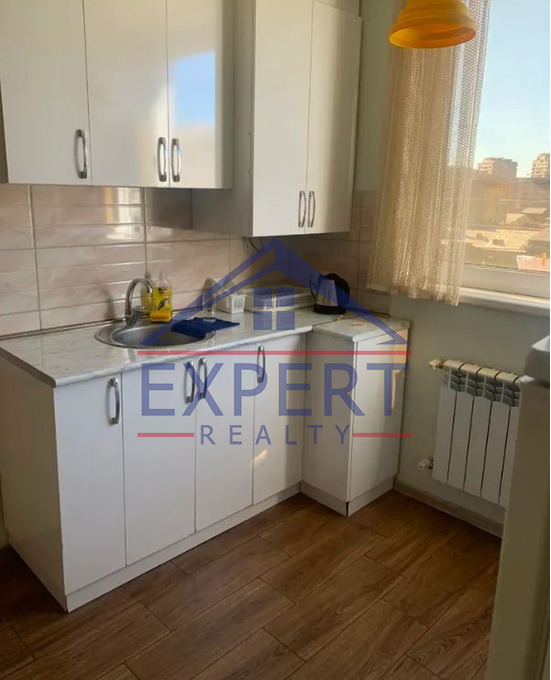ԿԵՆՏՐՈՆ, ՀԻՆ ԵՐԵՎԱՆՑԻ ՊՈՂՈՏԱ , 3 ՍԵՆՅԱԿ