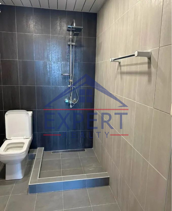 ԿԵՆՏՐՈՆ, ՎԱՐԴԱՆԱՆՑ ՓՈՂՈՑ, 3 ՍԵՆՅԱԿ