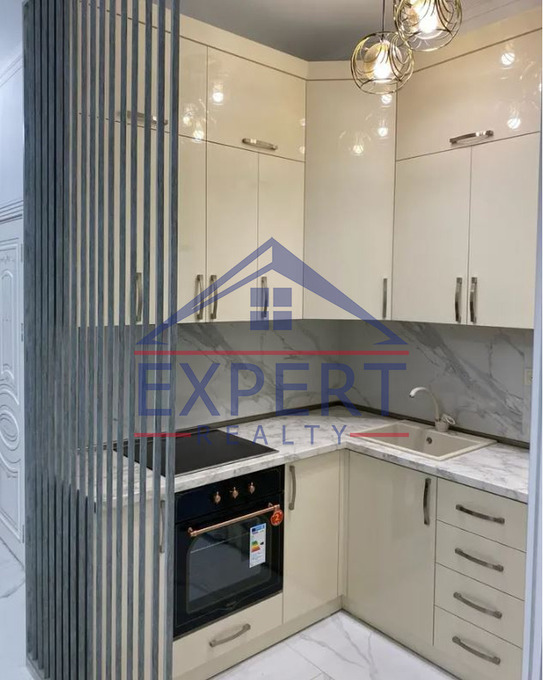 ԿԵՆՏՐՈՆ, ԱՄԻՐՅԱՆ ՓՈՂՈՑ, 2 ՍԵՆՅԱԿ