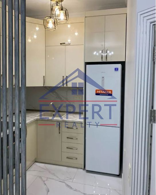 ԿԵՆՏՐՈՆ, ԱՄԻՐՅԱՆ ՓՈՂՈՑ, 2 ՍԵՆՅԱԿ