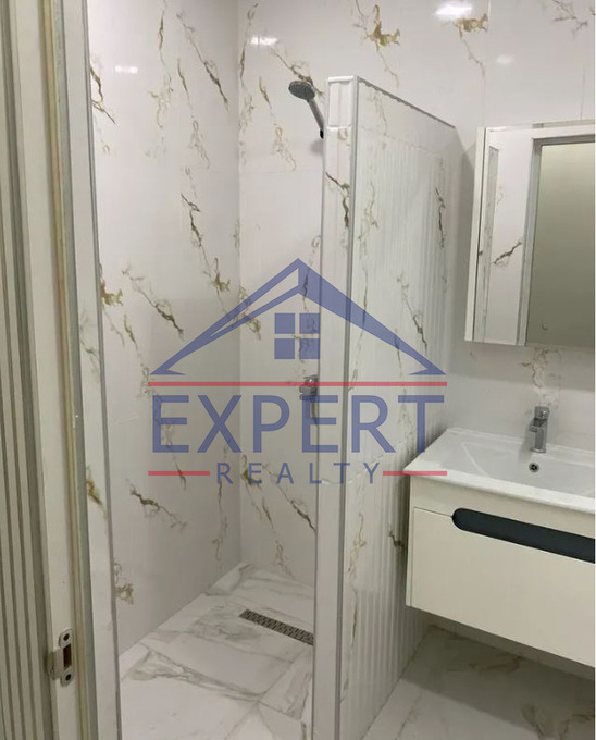 ԿԵՆՏՐՈՆ, ԱՄԻՐՅԱՆ ՓՈՂՈՑ, 2 ՍԵՆՅԱԿ