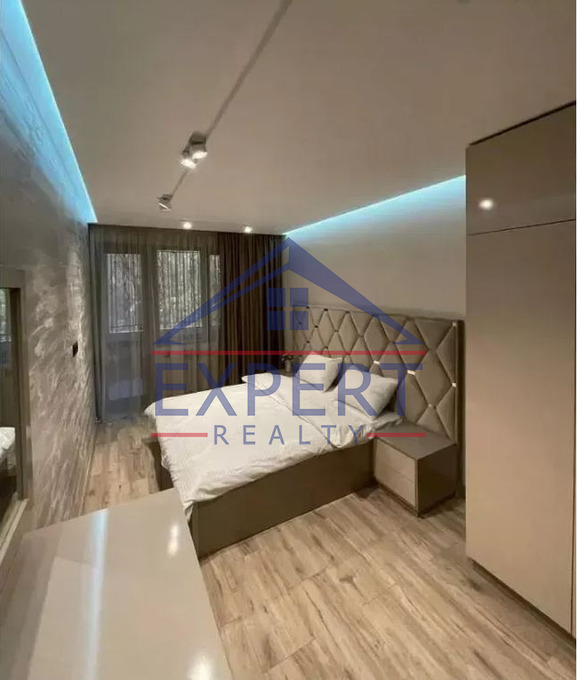 ԿԵՆՏՐՈՆ, ՀԻՆ ԵՐԵՎԱՆՑՈՒ ՓՈՂՈՑ, 2 ՍԵՆՅԱԿ