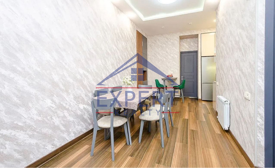 ԿԵՆՏՐՈՆ, ՂԱԶԱՐՈՍ ԱՂԱՅԱՆ ՓՈՂՈՑ, 3 ՍԵՆՅԱԿ