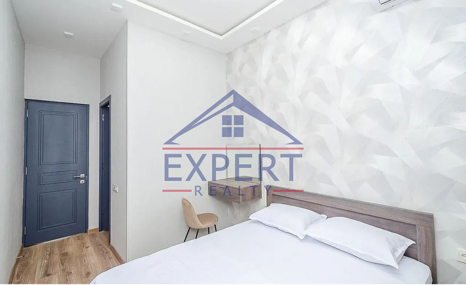 ԿԵՆՏՐՈՆ, ՂԱԶԱՐՈՍ ԱՂԱՅԱՆ ՓՈՂՈՑ, 3 ՍԵՆՅԱԿ