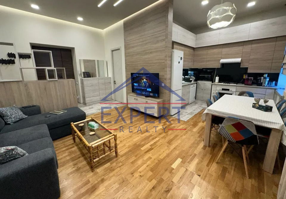 ԿԵՆՏՐՈՆ, ԲԱՂՐԱՄՅԱՆ ՊՈՂՈՏԱ, 2 ՍԵՆՅԱԿ