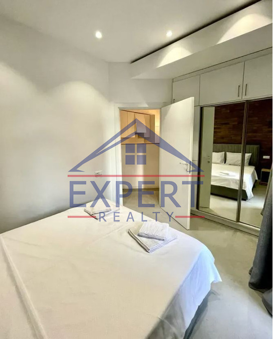 ԿԵՆՏՐՈՆ, ԲՈՒԶԱՆԴ ՓՈՂՈՑ, 2 ՍԵՆՅԱԿ