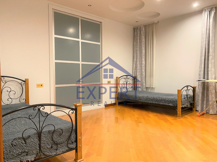 ԱՎԱՆ , ԾԱՐԱՎ ԱՂԲՅՈՒՐ ՓՈՂՈՑ, 8+ ՍԵՆՅԱԿ