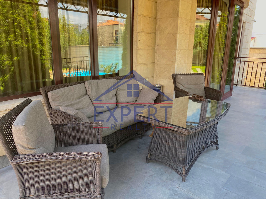 ԱՎԱՆ , ԾԱՐԱՎ ԱՂԲՅՈՒՐ ՓՈՂՈՑ, 8+ ՍԵՆՅԱԿ