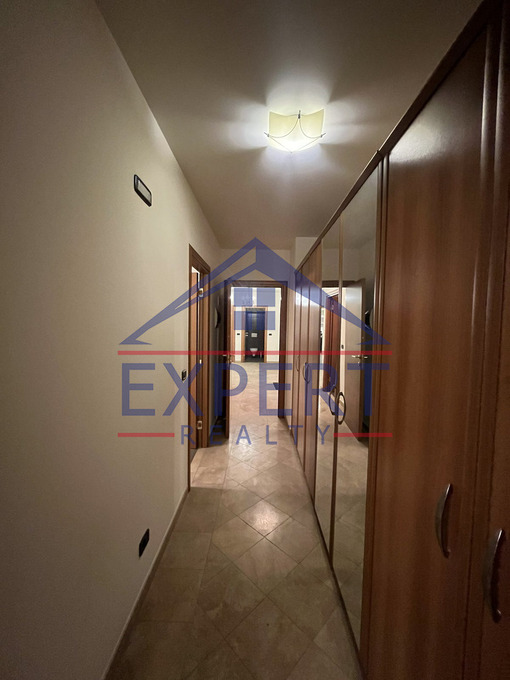 ԿԵՆՏՐՈՆ, ՎԱԶԳԵՆ ՍԱՐԳՍՅԱՆ ՓՈՂՈՑ, 3 ՍԵՆՅԱԿ