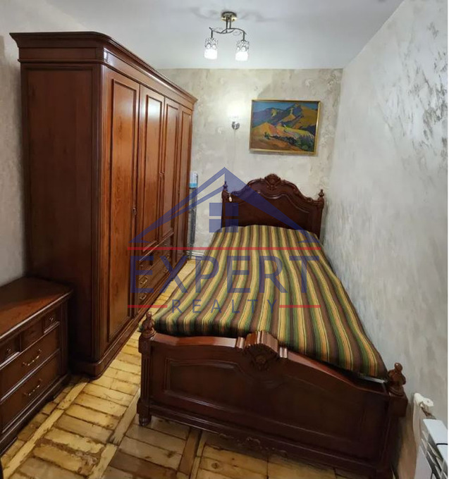 ՆՈՐ ՆՈՐՔ, ՇՈՊՐՈՆԻ 2-ՐԴ ՆՐԲԱՆՑՔ, 3 ՍԵՆՅԱԿ