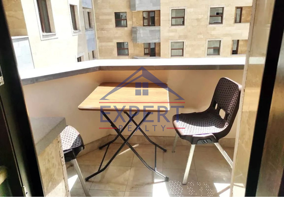 ԿԵՆՏՐՈՆ, ԲՈՒԶԱՆԴԻ ՓՈՂՈՑ, 2 ՍԵՆՅԱԿ