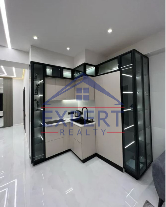 ԱՋԱՓՆՅԱԿ, ԼԵՆԻՆԳՐԱԴՅԱՆ ՓՈՂՈՑ, 3 ՍԵՆՅԱԿ