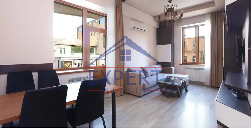 ԿԵՆՏՐՈՆ, ՄԱՇՏՈՑԻ ՊՈՂՈՏԱ, 3 ՍԵՆՅԱԿ