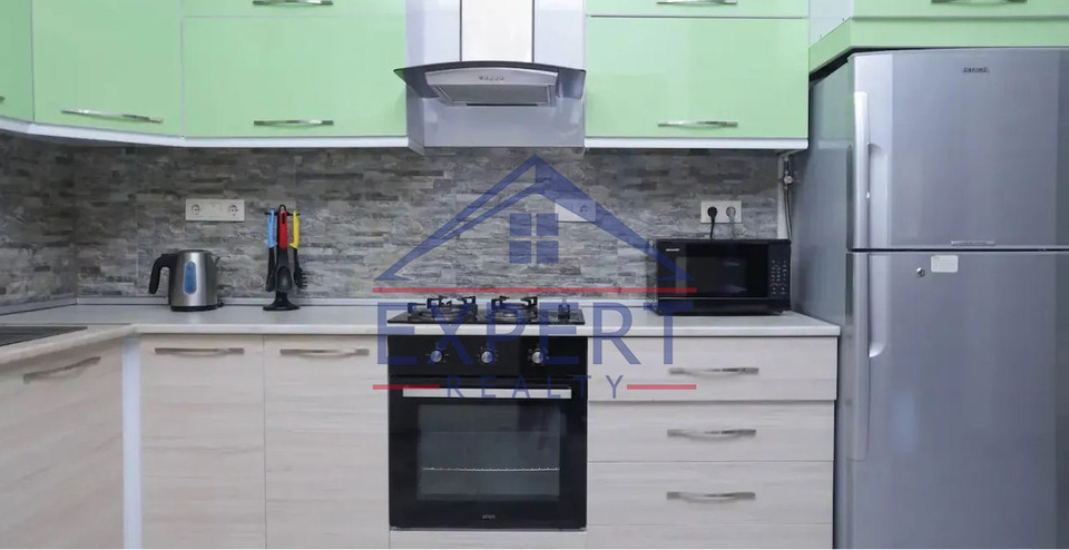 ԿԵՆՏՐՈՆ, ՄԱՇՏՈՑԻ ՊՈՂՈՏԱ, 3 ՍԵՆՅԱԿ