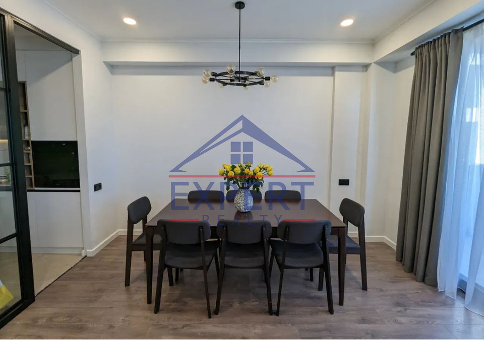 ԱՋԱՓՆՅԱԿ, ԼԵՆԻՆԳՐԱԴՅԱՆ ՓՈՂՈՑ, 3 ՍԵՆՅԱԿ