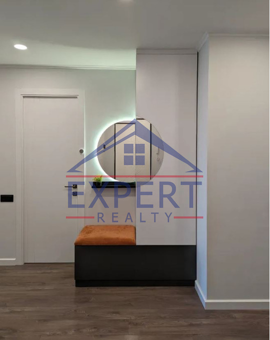 ԱՋԱՓՆՅԱԿ, ԼԵՆԻՆԳՐԱԴՅԱՆ ՓՈՂՈՑ, 3 ՍԵՆՅԱԿ