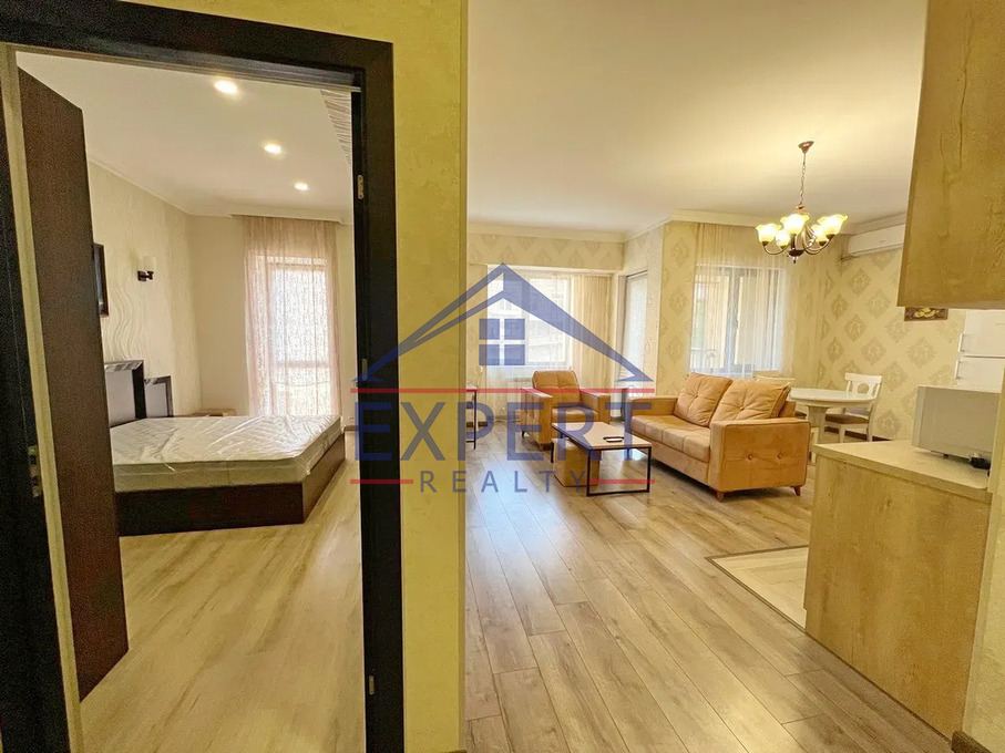 ԿԵՆՏՐՈՆ, ԱՄԻՐՅԱՆ ՓՈՂՈՑ, 2 ՍԵՆՅԱԿ