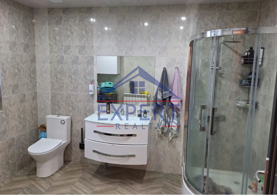 ԱՎԱՆ, ՄՀԵՐ ՄԿՐՏՉՅԱՆ ԹԱՂԱՄԱՍ, 5 ՍԵՆՅԱԿ