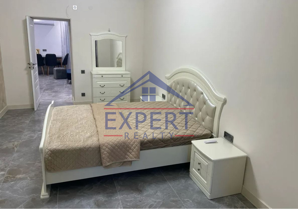 ԱՐԱԲԿԻՐ, ԱՐԱՄ ԽԱՉԱՏՐՅԱՆ ՓՈՂՈՑ, 2 ՍԵՆՅԱԿ