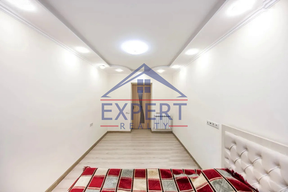 ԿԵՆՏՐՈՆ, ԶԱՔՅԱՆ ՓՈՂՈՑ, 2 ՍԵՆՅԱԿ