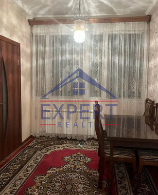 ԱՐԱԲԿԻՐ, ԿՈՄԻՏԱՍԻ ՊՈՂՈՏԱ, 3 ՍԵՆՅԱԿ