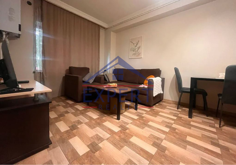 ՆՈՐ ՆՈՐՔ, ՄՈԼԴՈՎԱԿԱՆ ՓՈՂ, 4 ՍԵՆՅԱԿ