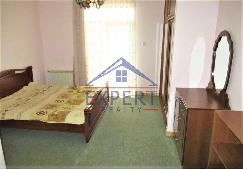 ԱՐԱԲԿԻՐ, ԳևՈՐԳ ՎԱՐԴԱՆՅԱՆ ՓՈՂՈՑ, 4 ՍԵՆՅԱԿ