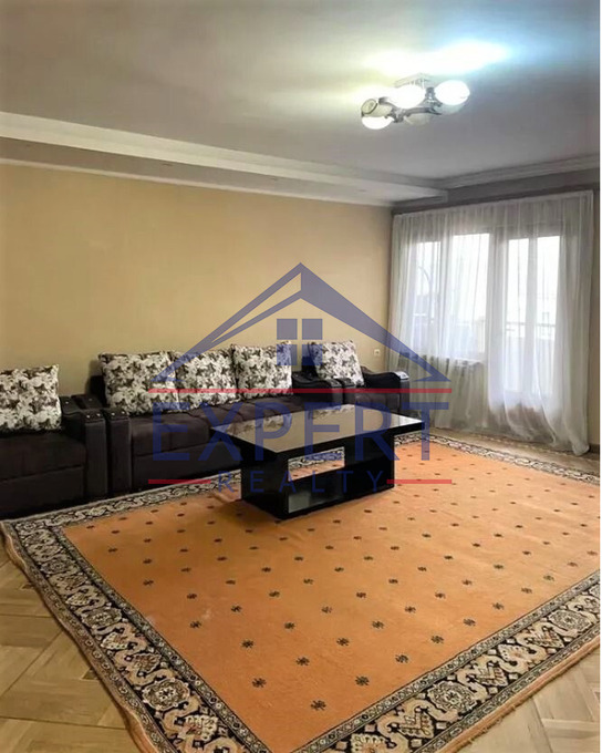 ԿԵՆՏՐՈՆ, ԵՐՎԱՆԴ ՔՈՉԱՐ ՓՈՂՈՑ, 4 ՍԵՆՅԱԿ