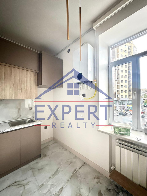 ԿԵՆՏՐՈՆ, ՎԱՐԴԱՆԱՆՑ ՓՈՂՈՑ, 2 ՍԵՆՅԱԿ