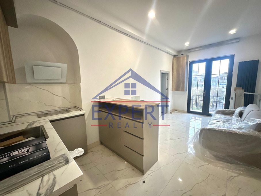 ԿԵՆՏՐՈՆ, ՎԱՐԴԱՆԱՆՑ  ՓՈՂՈՑ, 2 ՍԵՆՅԱԿ