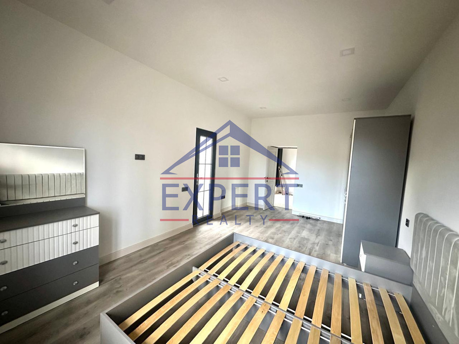 ԿԵՆՏՐՈՆ, ՎԱՐԴԱՆԱՆՑ  ՓՈՂՈՑ, 2 ՍԵՆՅԱԿ