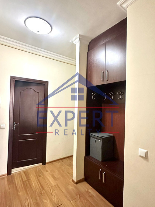 ԱՐԱԲԿԻՐ, ՀՐԱՉՅԱ ՔՈՉԱՐ ՓՈՂՈՑ, 3 ՍԵՆՅԱԿ