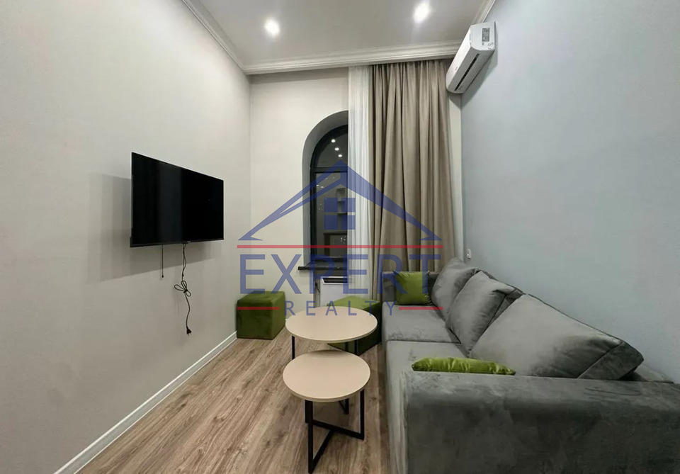 ԿԵՆՏՐՈՆ, ԽԱՆՋՅԱՆ ՓՈՂՈՑ, 2 ՍԵՆՅԱԿ