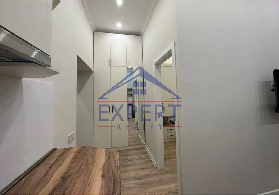 ԿԵՆՏՐՈՆ, ԽԱՆՋՅԱՆ ՓՈՂՈՑ, 2 ՍԵՆՅԱԿ