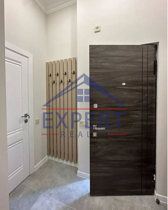 ԿԵՆՏՐՈՆ, ԽԱՆՋՅԱՆ ՓՈՂՈՑ, 2 ՍԵՆՅԱԿ