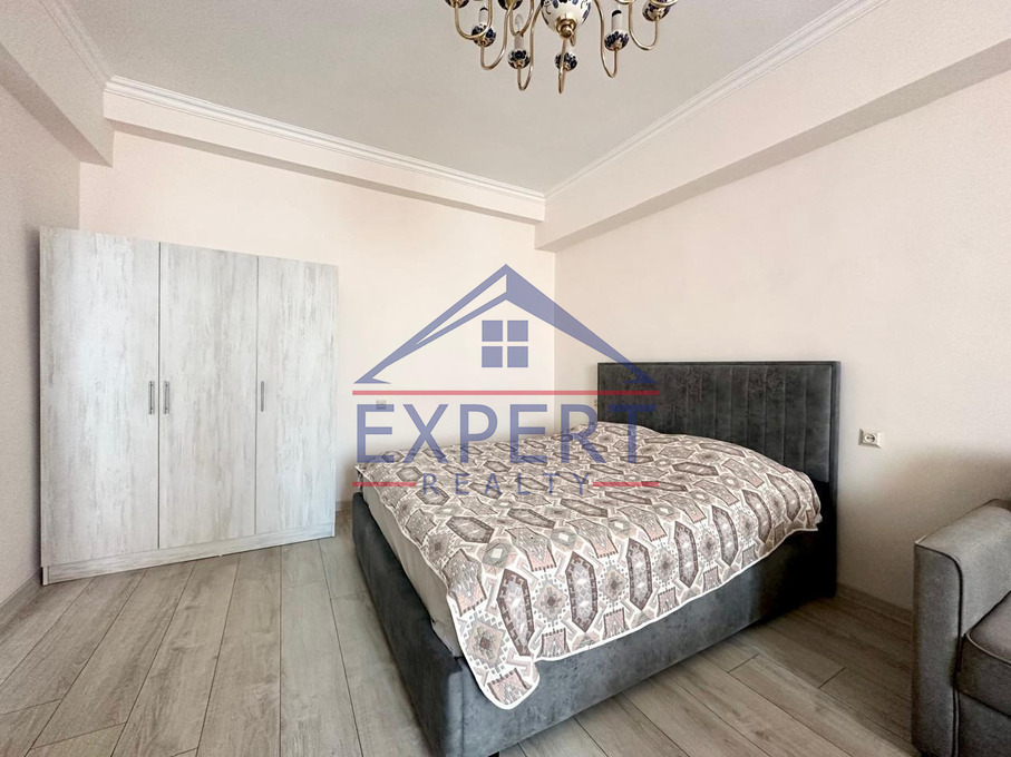 ԱՐԱԲԿԻՐ, ԱՐՄԵՆ ՏԻԳՐԱՆՅԱՆ ՓՈՂՈՑ, 1 ՍԵՆՅԱԿ