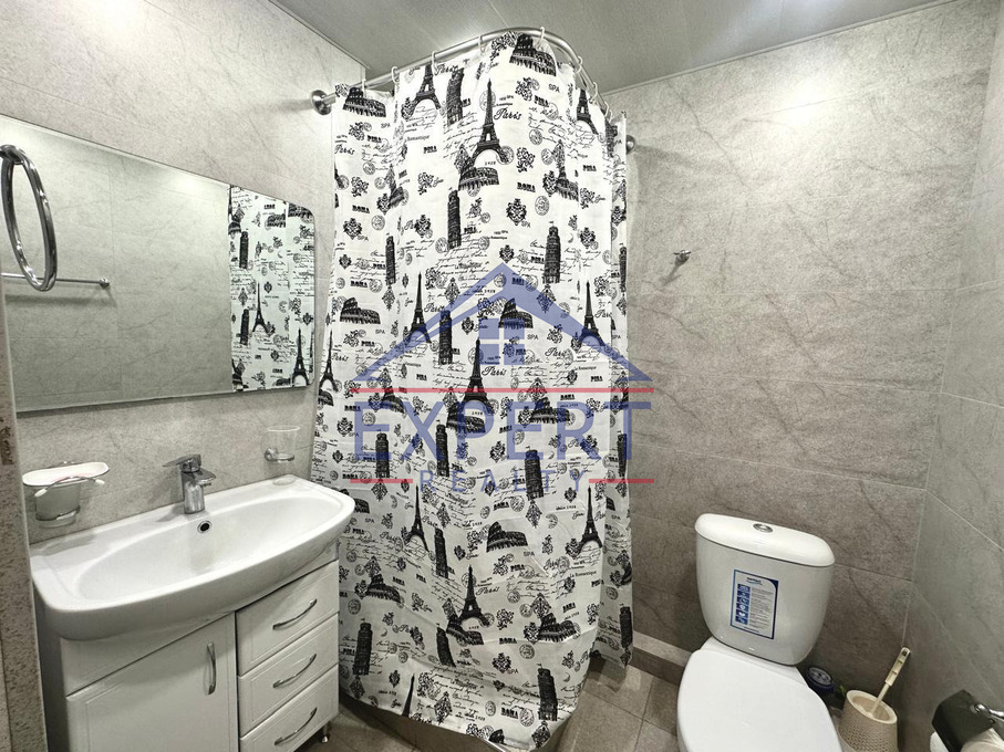 ԱՐԱԲԿԻՐ, ԱՐՄԵՆ ՏԻԳՐԱՆՅԱՆ ՓՈՂՈՑ, 1 ՍԵՆՅԱԿ