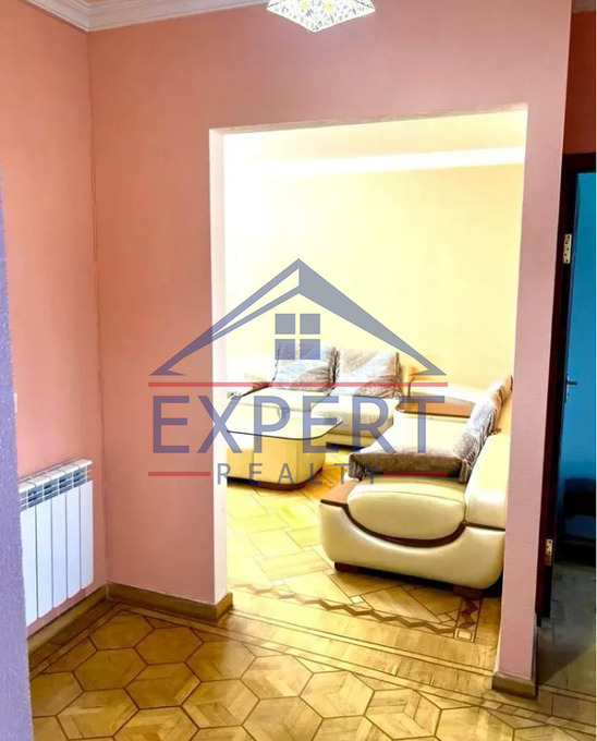 ԱՐԱԲԿԻՐ, ԱԶԱՏՈՒԹՅԱՆ ՊՈՂՈՏԱ, 3 ՍԵՆՅԱԿ