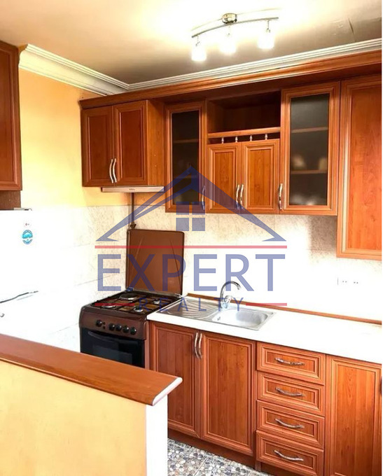 ԱՐԱԲԿԻՐ, ԱԶԱՏՈՒԹՅԱՆ ՊՈՂՈՏԱ, 3 ՍԵՆՅԱԿ