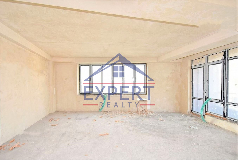 ԿԵՆՏՐՈՆ, ՍԱՅԱԹ-ՆՈՎԱՅԻ ՊՈՂՈՏԱ, 4 ՍԵՆՅԱԿ