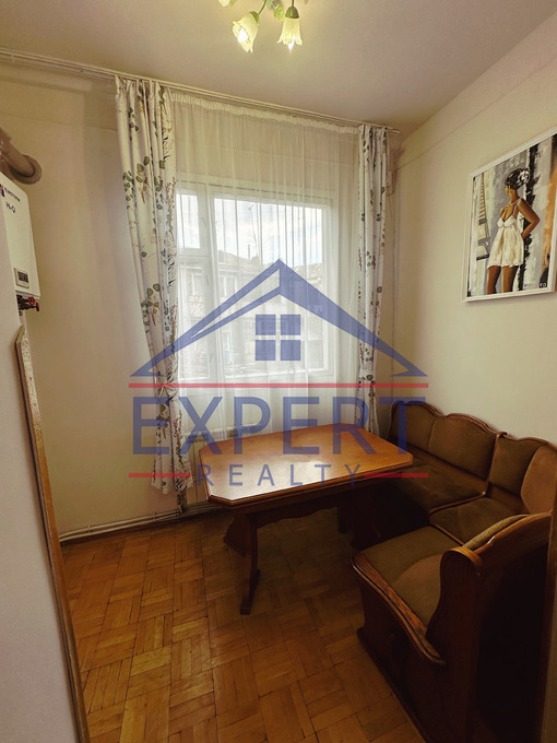 ԿԵՆՏՐՈՆ, ԱԲՈՎՅԱՆ ՓՈՂՈՑ, 2 ՍԵՆՅԱԿ