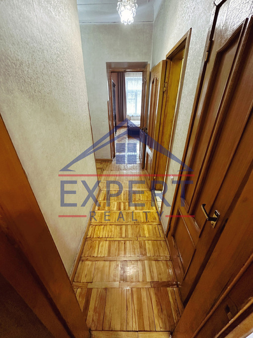 ԿԵՆՏՐՈՆ, ԱԲՈՎՅԱՆ ՓՈՂՈՑ, 2 ՍԵՆՅԱԿ